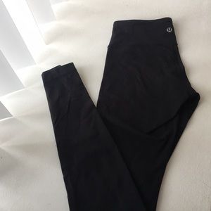 Black full-length lulu lemon leggings